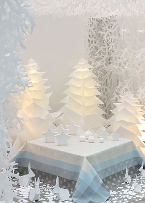 Christmas-Tablecloth-Ideas4.jpg