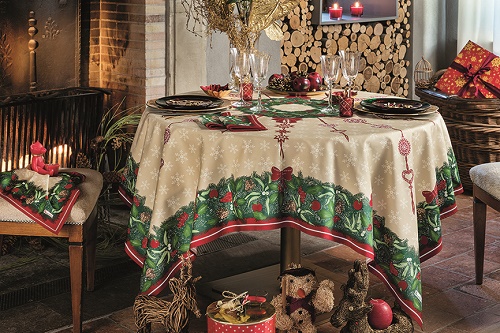 Beauville Jours de Fetes Holiday tablecloth